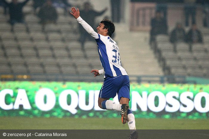 237718_galeria_gil_vicente_v_fc_porto_primeira_liga_j15_2014_15.jpg