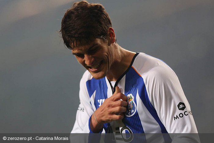 243614_galeria_fc_porto_v_academica_taca_da_liga_2fg_2014_15.jpg