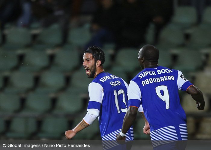 325794_galeria_v_setubal_x_fc_porto_liga_nos_2015_16_j27.jpg