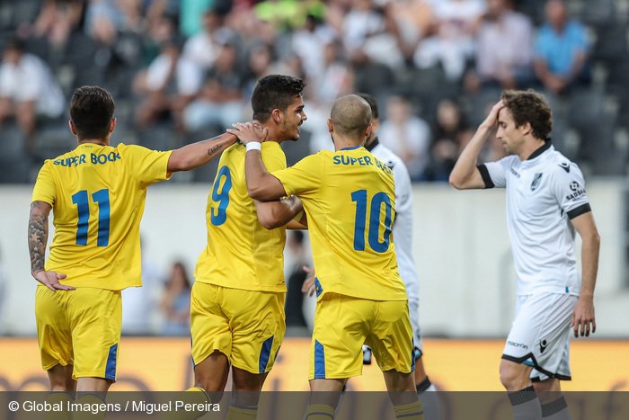 349650_galeria_v_guimaraes_x_fc_porto_pre_epoca_2016_17_jogos_amigaveis_.jpg